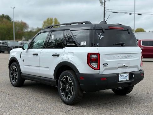 New 2026 Ford Bronco Sport Outer Banks w/ Outer Banks Tech Package+ AWD/4WD image 8