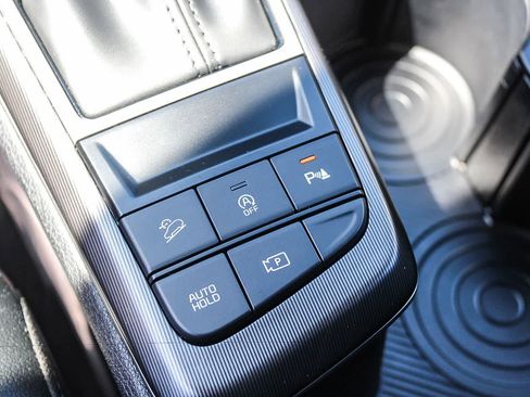 Used 2026 Kia Sportage EX FWD image 34