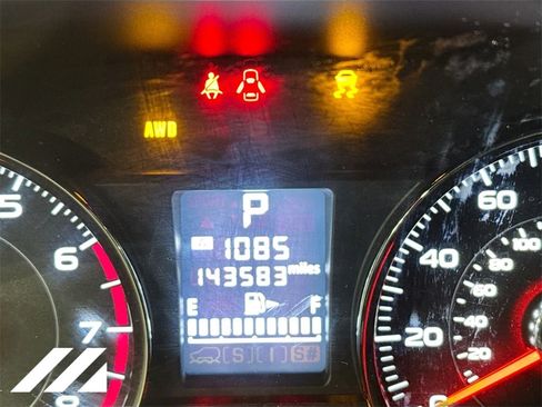 Used 2015 Subaru Forester 2.5i Touring w/ Popular Package #2 image 14