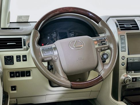 Used 2019 Lexus GX 460 Luxury AWD/4WD image 18