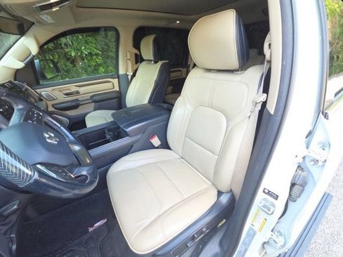 Used 2021 RAM 1500 Limited AWD/4WD image 14