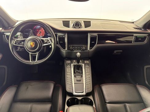 Used 2017 Porsche Macan GTS image 26