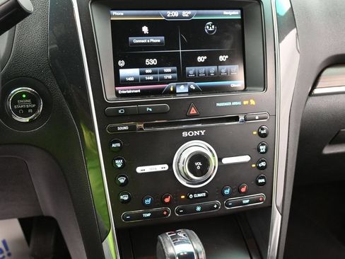 Used 2016 Ford Explorer Limited AWD/4WD image 11
