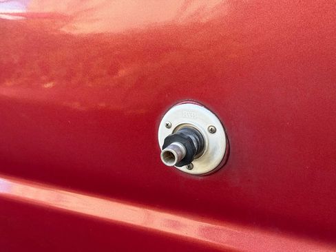 Used 2005 Ford E-350 and Econoline 350 Extended Super Duty image 7