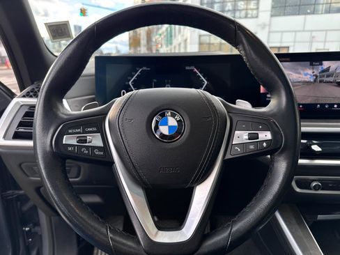 Used 2024 BMW X5 xDrive40i w/ Premium Package image 18