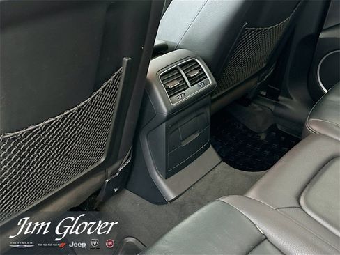 Used 2017 Audi Q5 2.0T Premium Plus w/ Technology Package image 16