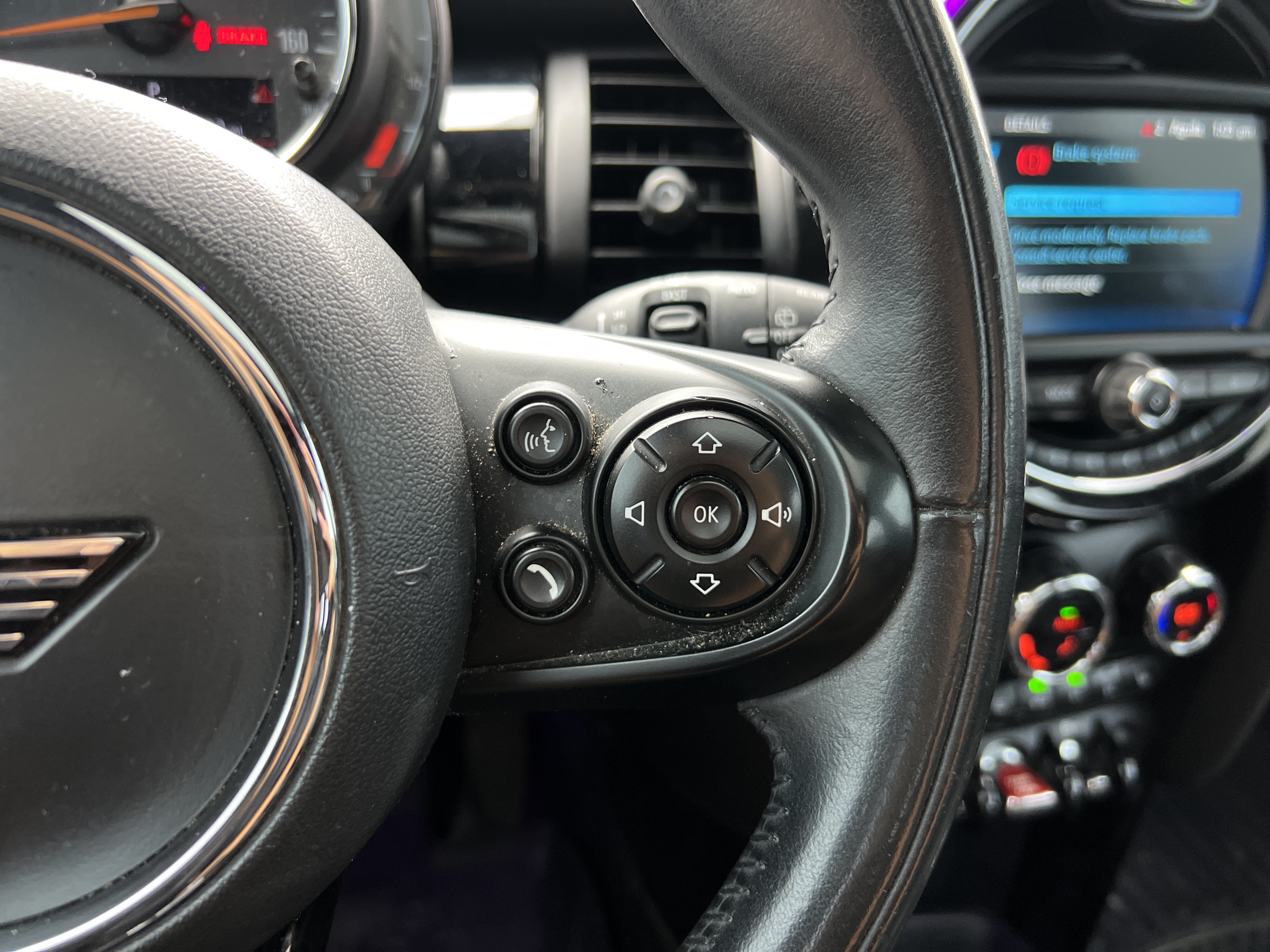 Used 2020 MINI Cooper 4-Door Hardtop w/ Premium Package FWD image 20