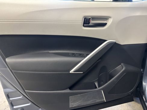 New 2026 Toyota Corolla Cross L image 4