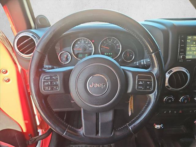 Used 2013 Jeep Wrangler Unlimited Sahara w/ Dual Top Group AWD/4WD image 13