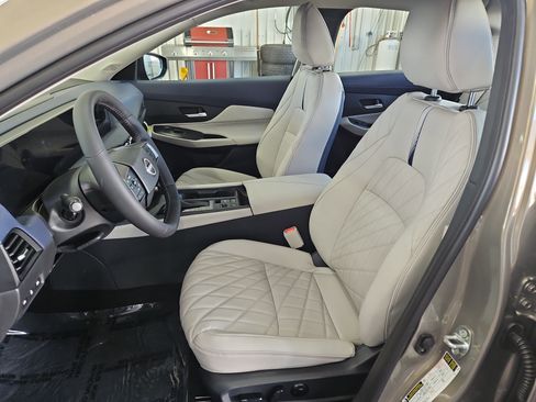 New 2026 Nissan Sentra SL w/ Floor Mat Package FWD image 8