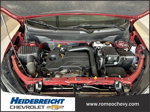 Certified 2024 Chevrolet Equinox RS w/ RS Leather Package AWD/4WD image 9