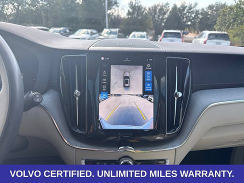 Certified 2024 Volvo XC60 T8 Ultimate w/ Protection Package Premier AWD/4WD image 28