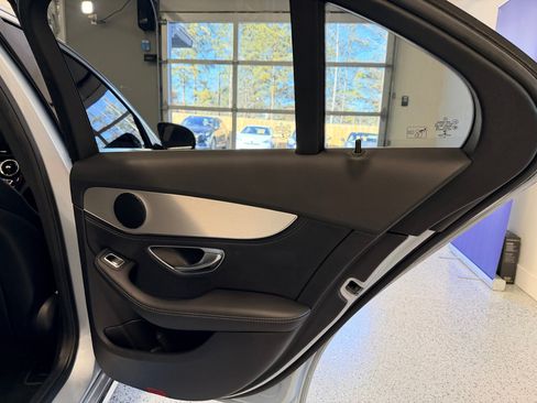 Used 2016 Mercedes-Benz C 300 Luxury image 25
