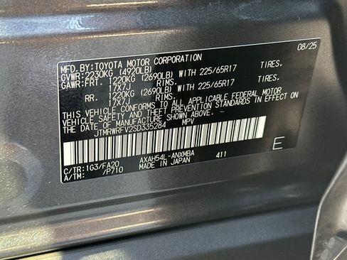Used 2025 Toyota RAV4 XLE w/ Convenience Package AWD/4WD image 5