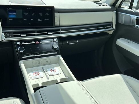New 2026 Hyundai Santa Fe SE image 23