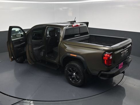 Used 2023 GMC Canyon Elevation w/ Elevation Premium Package AWD/4WD image 20