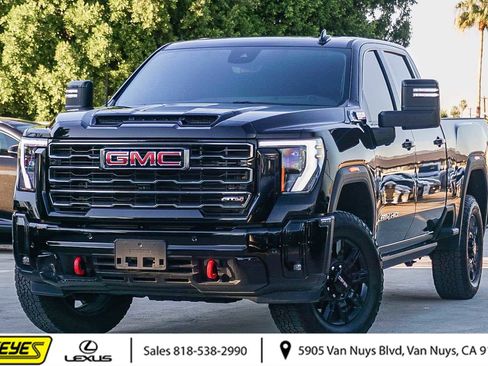 Used 2025 GMC Sierra 2500 AT4 w/ AT4 Premium Plus Package image 1