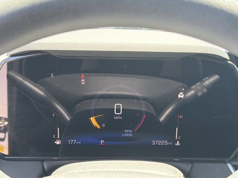 Used 2024 Chevrolet TrailBlazer LS w/ LS Convenience Package FWD image 14