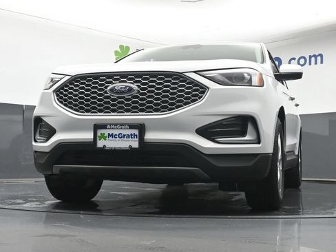Used 2024 Ford Edge SEL AWD/4WD image 7