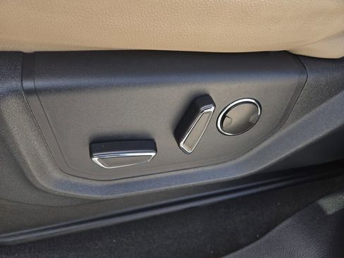 Used 2024 Ford Expedition Limited image 26