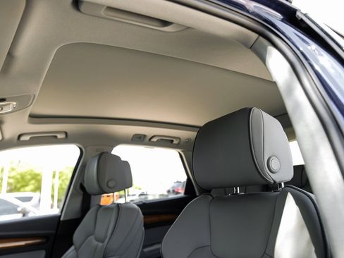 Used 2022 Audi Q5 2.0T Prestige w/ Prestige Package image 44