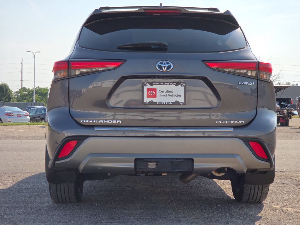 Used 2022 Toyota Highlander Platinum AWD/4WD image 26