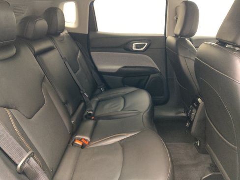 Used 2022 Jeep Compass Latitude AWD/4WD image 19