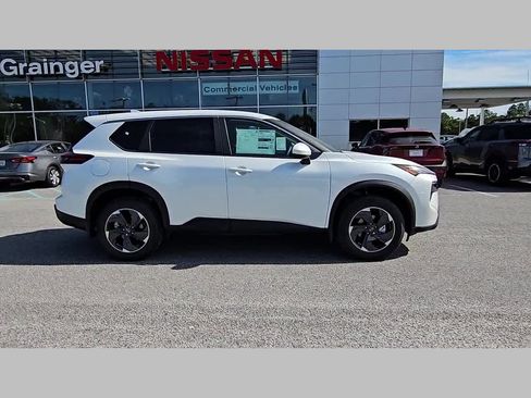 New 2026 Nissan Rogue SV image 34