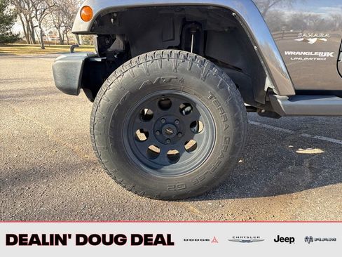 Used 2018 Jeep Wrangler Unlimited Sahara image 26