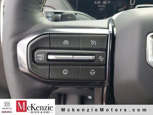 New 2026 GMC Yukon Denali Ultimate AWD/4WD image 12