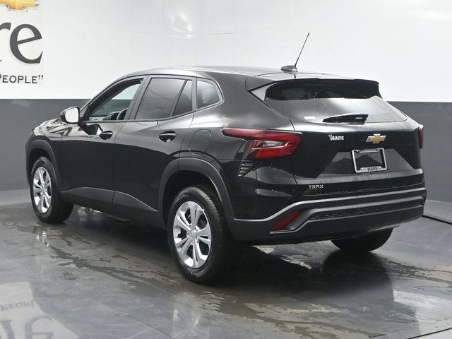 New 2026 Chevrolet Trax LS FWD image 15