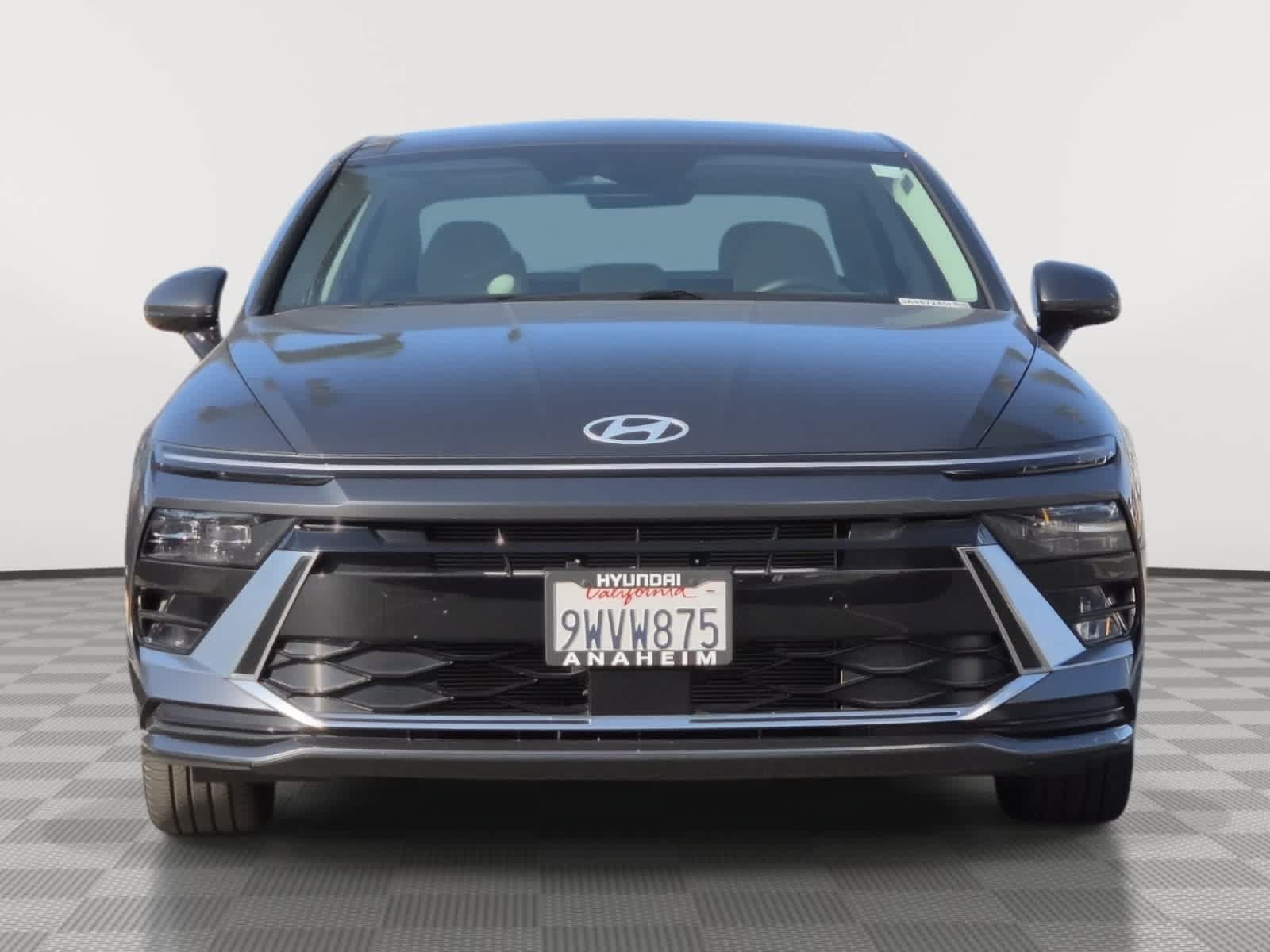 Used 2025 Hyundai Sonata SEL FWD image 2