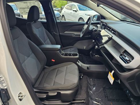 New 2027 Chevrolet Bolt LT w/ Comfort Package FWD image 11