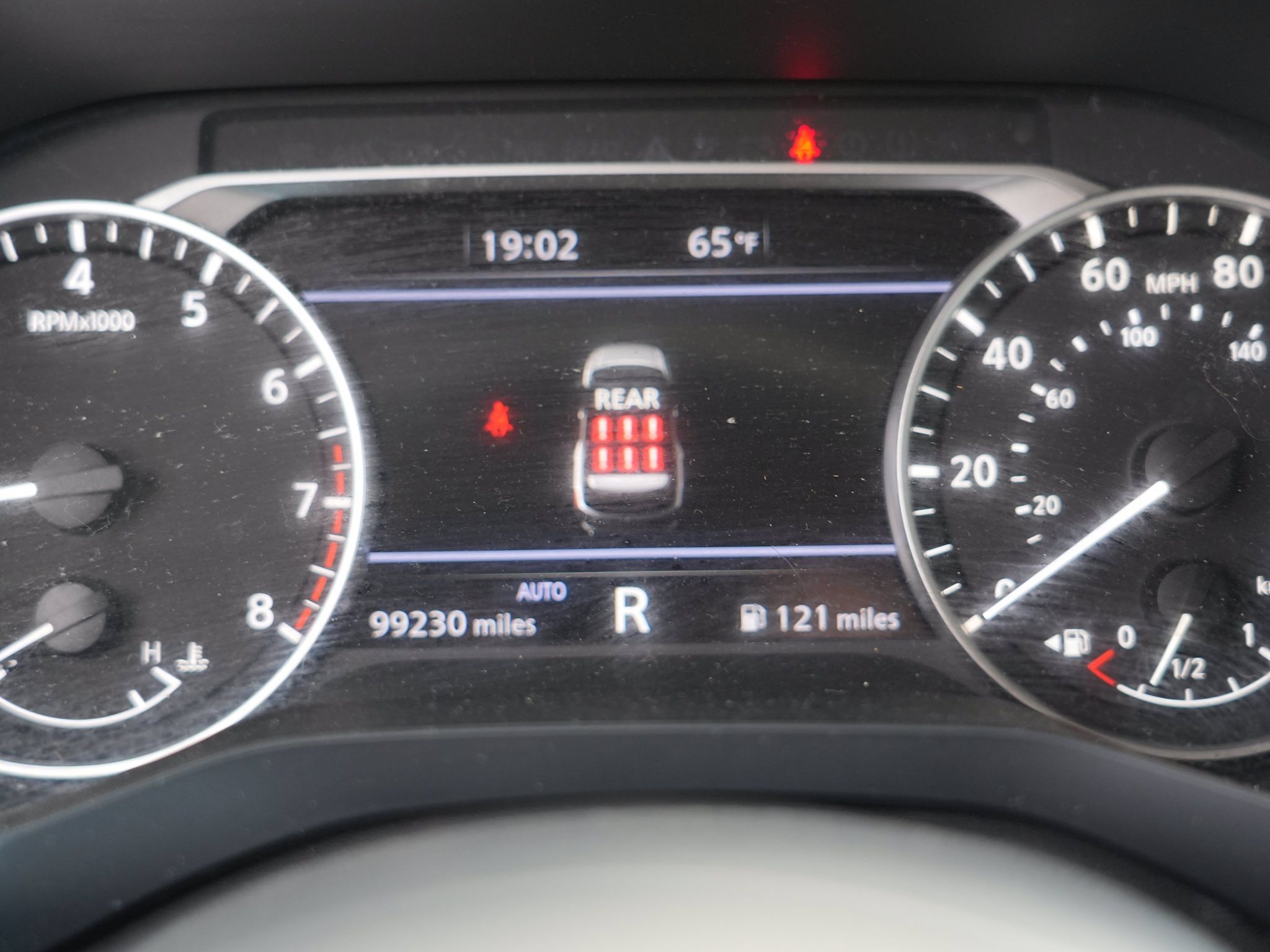 Used 2024 Nissan Pathfinder S AWD/4WD image 31