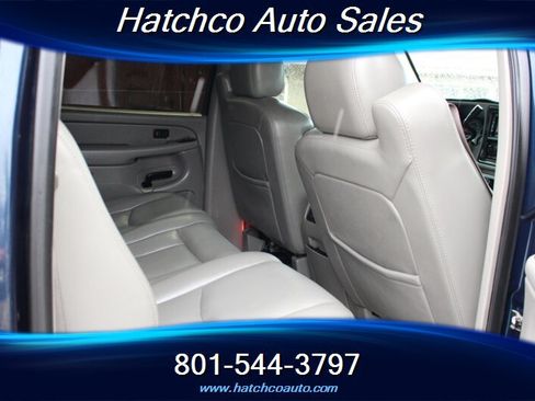 Used 2005 Chevrolet Silverado 2500 LT w/ Heavy-Duty Power Package AWD/4WD image 17