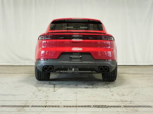 New 2026 Porsche Cayenne Coupe AWD/4WD image 6