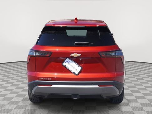 New 2026 Chevrolet Equinox LT FWD image 4