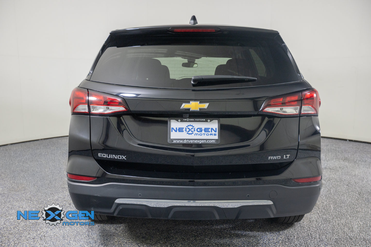 Used 2024 Chevrolet Equinox LT AWD/4WD image 33