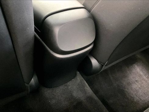 Certified 2021 Hyundai Elantra SEL FWD image 25