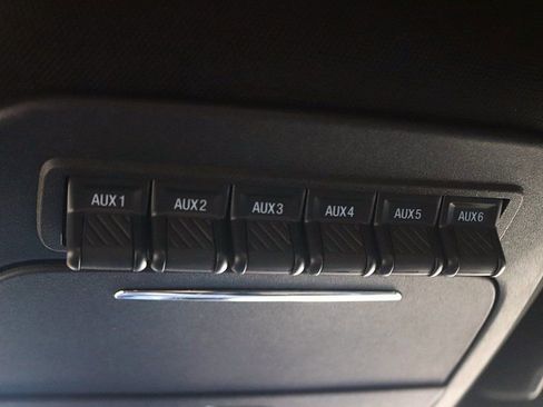 Used 2024 Ford F350 Platinum image 35