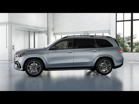 New 2026 Mercedes-Benz GLS 450 4MATIC image 30