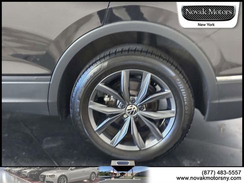 Used 2022 Volkswagen Tiguan SE image 7