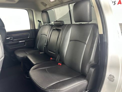 Used 2016 RAM 1500 Laramie AWD/4WD image 18