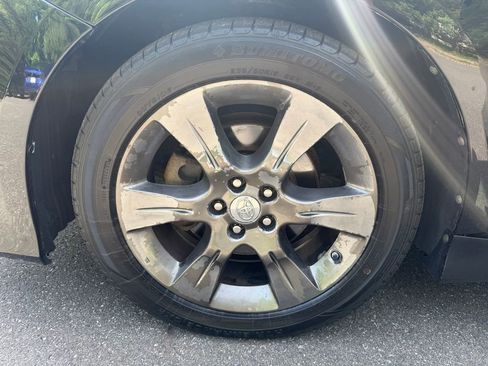 Used 2012 Toyota Sienna SE FWD image 30