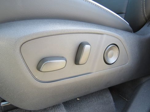 New 2026 Buick Enclave Sport Touring w/ LPO, Floor Liner Package image 15