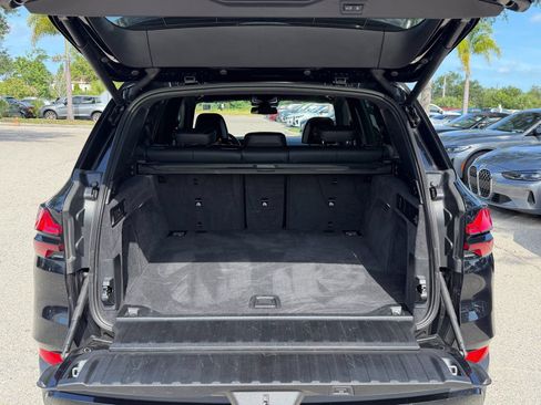 Certified 2025 BMW X5 sDrive40i w/ Climate Comfort Package RWD image 11
