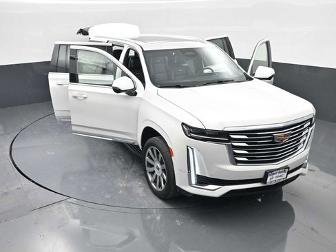 Used 2023 Cadillac Escalade ESV Premium Luxury Platinum image 47