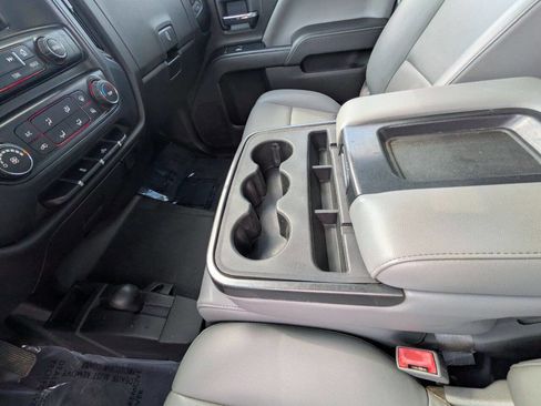 Used 2015 GMC Sierra 2500 4x4 Crew Cab w/ Sierra Convenience Package image 16