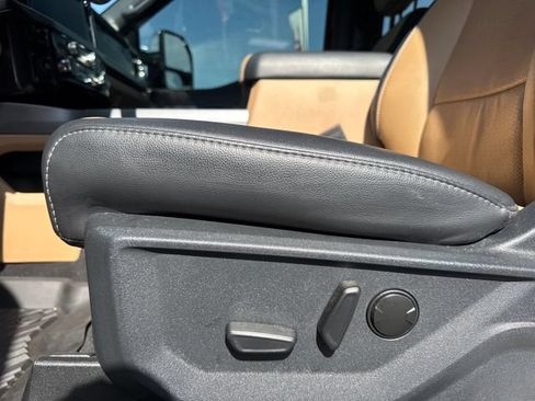 Used 2026 Ford F250 Lariat w/ Chrome Package AWD/4WD image 13