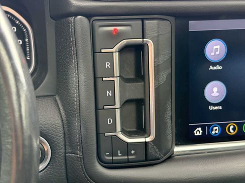 Used 2021 GMC Yukon XL Denali AWD/4WD image 28